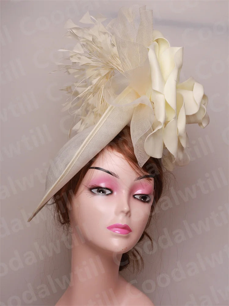 Élégance Florale Fascinator